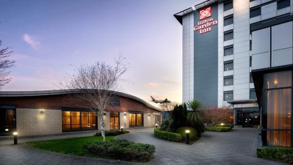 SkyPark Pro Parking Pick Up From : "Hilton Garden Inn, Heathrow Airport"